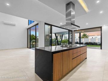 Casa nueva en venta en Los Tigres con alberca privada
