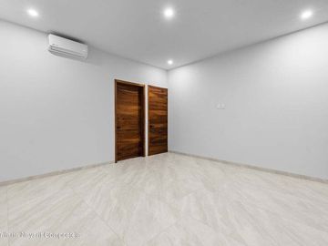 Casa nueva en venta en Los Tigres con alberca privada