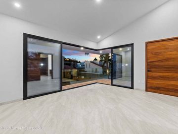 Casa nueva en venta en Los Tigres con alberca privada