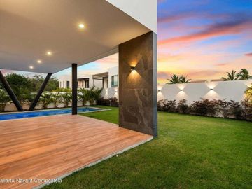Casa nueva en venta en Los Tigres con alberca privada