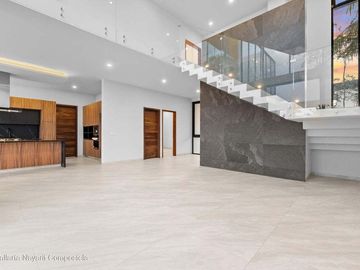 Casa nueva en venta en Los Tigres con alberca privada