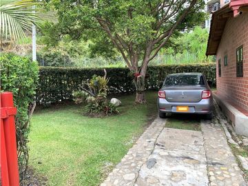 Casa Campestre en Venta en El Retiro | Zona urbana, sin ruido