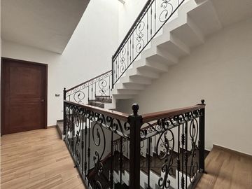 Casa en venta en san juan del rio  en fraccionamiento residencial