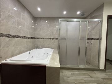 Casa en venta en san juan del rio  en fraccionamiento residencial