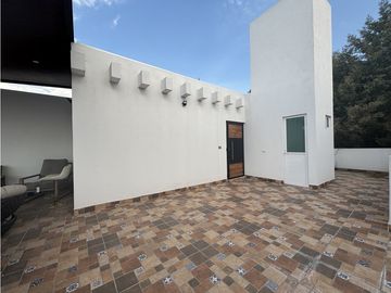 Casa en venta en san juan del rio  en fraccionamiento residencial