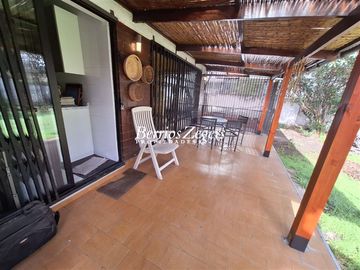 Casa en Venta en Manquehue/ Roncenvalles