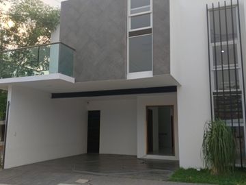 Casa en venta en Condominios ladera de la loma