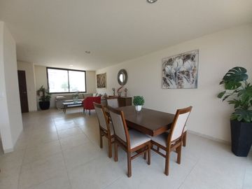 Casa en Venta en El Refugio, 3 Recamaras, Roof Garden, 3.5 Baños, Equipada