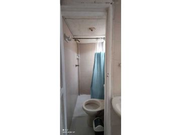 Casa en venta en álamos Cali de 2 pisos con 4 aparta estudios
