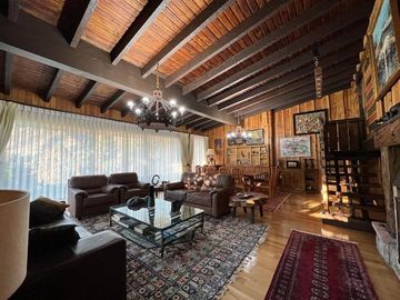 Casa en Venta en frente a hansel y gretel