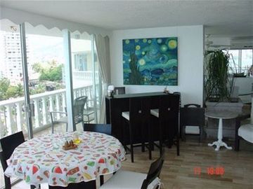 FRACC. CONDESA AMPLIO DEPARTAMENTO CON VISTA Y ACCESO A PLAYA