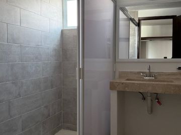 VENTA DE CASA EN FRACC ALCATRACES A 5 MIN COLEGIO SAINT JOSEPH