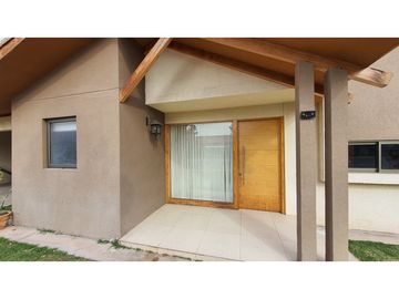 Venta  Casa 3D-3B en Condominio, Los Andes