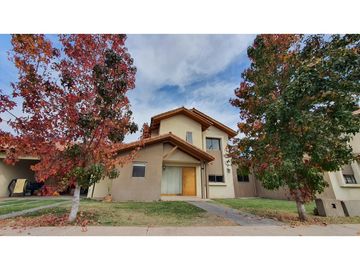Venta  Casa 3D-3B en Condominio, Los Andes