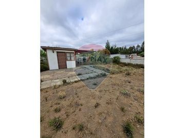 CASA EN VENTA EN EL QUISCO