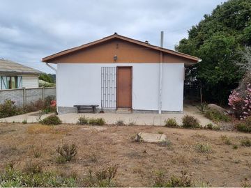 CASA EN VENTA EN EL QUISCO