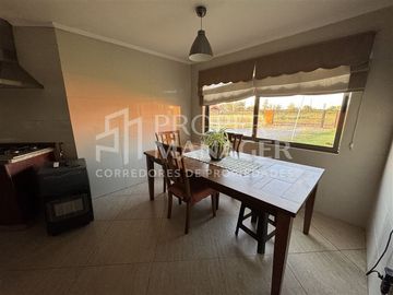 Casa en Venta en Casa 5D-3B en Parcela de 5.000 m2 + Piscina