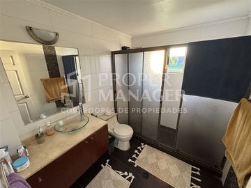 Casa en Venta en Casa 5D-3B en Parcela de 5.000 m2 + Piscina