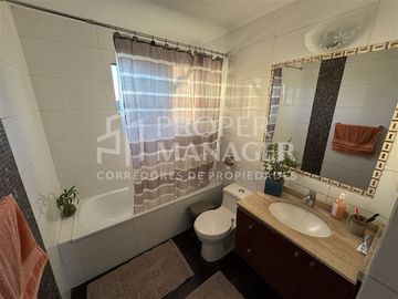 Casa en Venta en Casa 5D-3B en Parcela de 5.000 m2 + Piscina