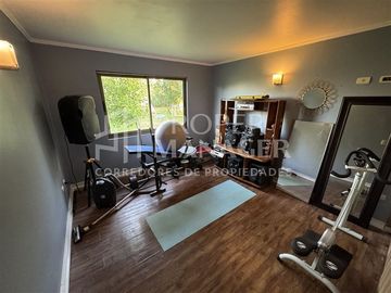 Casa en Venta en Casa 5D-3B en Parcela de 5.000 m2 + Piscina