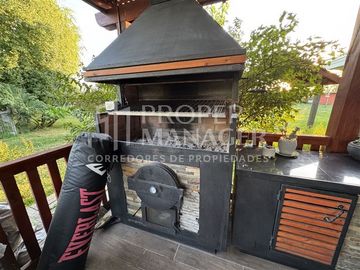 Casa en Venta en Casa 5D-3B en Parcela de 5.000 m2 + Piscina