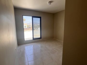Casa recién Remodelada en venta, Marquez de León,  3km de plaza sendero