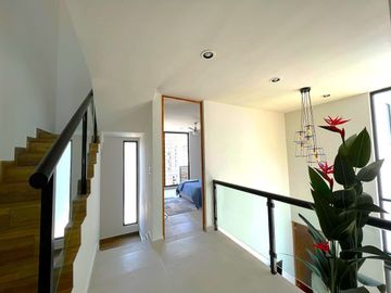 CASA  EN VENTA EN CHOLUL CON ALBERCA EN MÉRIDA YUCATÁN