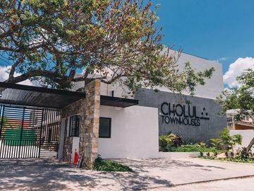 CASA  EN VENTA EN CHOLUL CON ALBERCA EN MÉRIDA YUCATÁN
