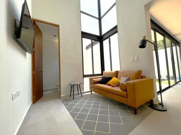 CASA  EN VENTA EN CHOLUL CON ALBERCA EN MÉRIDA YUCATÁN