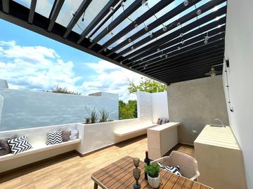 CASA  EN VENTA EN CHOLUL CON ALBERCA EN MÉRIDA YUCATÁN
