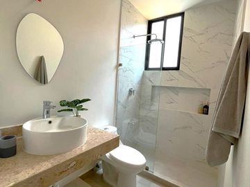 CASA  EN VENTA EN CHOLUL CON ALBERCA EN MÉRIDA YUCATÁN
