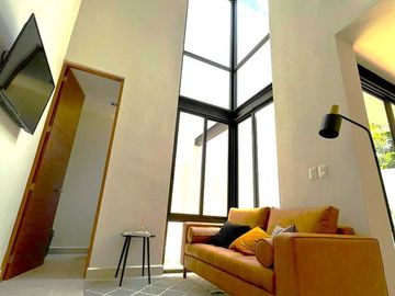 CASA  EN VENTA EN CHOLUL CON ALBERCA EN MÉRIDA YUCATÁN