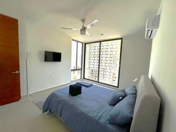 CASA  EN VENTA EN CHOLUL CON ALBERCA EN MÉRIDA YUCATÁN