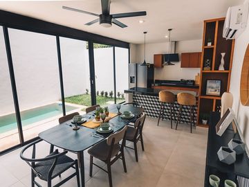 CASA  EN VENTA EN CHOLUL CON ALBERCA EN MÉRIDA YUCATÁN