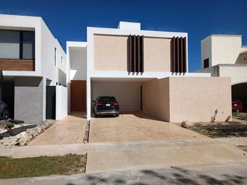 CASA EN VENTA MERIDA, SITPACH