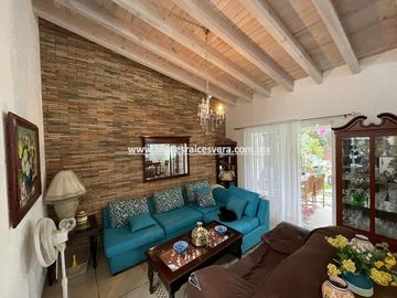 CASA EN VENTA EN TEQUISQUIAPAN FRACC. REAL DEL CIERVO CYANNA