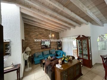 CASA EN VENTA EN TEQUISQUIAPAN FRACC. REAL DEL CIERVO CYANNA