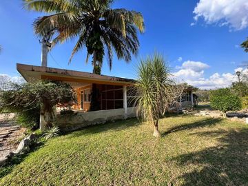 QUINTA CAMPESTRE EN VENTA. AMPLIOS JARDINES. KOBÉN, CAMPECHE.
