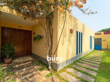 BELLA CASA DE CAMPO EN VENTA AMOBLADA EN CONDOMINIO CON PISCINA EN QUILMANA