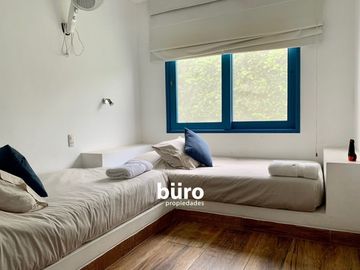 BELLA CASA DE CAMPO EN VENTA AMOBLADA EN CONDOMINIO CON PISCINA EN QUILMANA