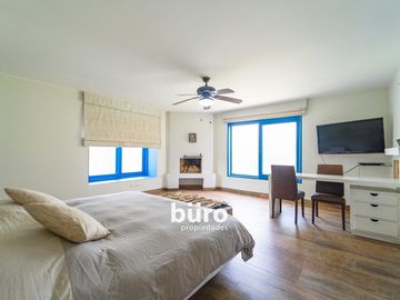 BELLA CASA DE CAMPO EN VENTA AMOBLADA EN CONDOMINIO CON PISCINA EN QUILMANA