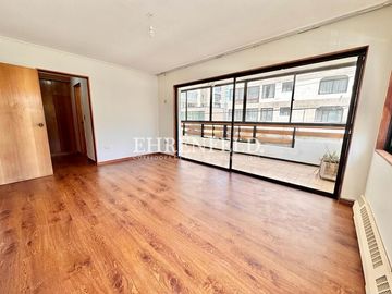 Sector Poniente, Viña del Mar. Amplio Departamento.
