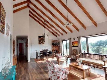 CASA EN CONDOMINIO A 6 KM DEL CENTRO