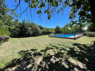Casa en Funes