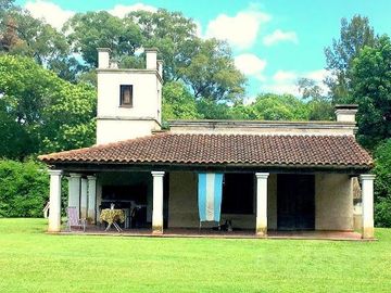 Casa en venta - 3 Dormitorios 2 Baños - 1.575Mts2 - General Belgrano