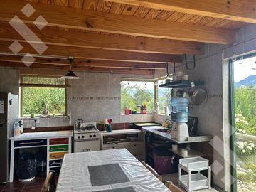 VENTA CASA CON VISTA AL LAGO, MELIQUINA