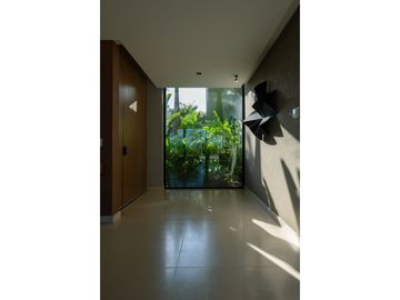 SE VENDE ESPECTACULAR CASA EN LAGOS DEL CAUJARAL