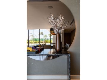 SE VENDE ESPECTACULAR CASA EN LAGOS DEL CAUJARAL