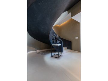 SE VENDE ESPECTACULAR CASA EN LAGOS DEL CAUJARAL