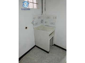 Casa con 5 Apartaestudios en venta en Pereira